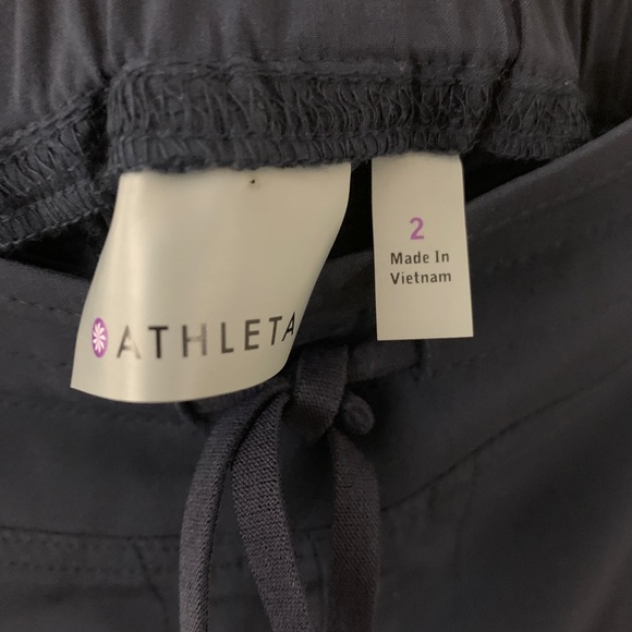 Athleta La Viva Blue Jogger Capri Pants - Picture 11 of 12
